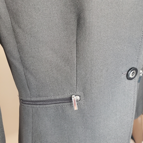 Tahari Lovely Black Jacket with Silver Zippers - Picture 3 of 6